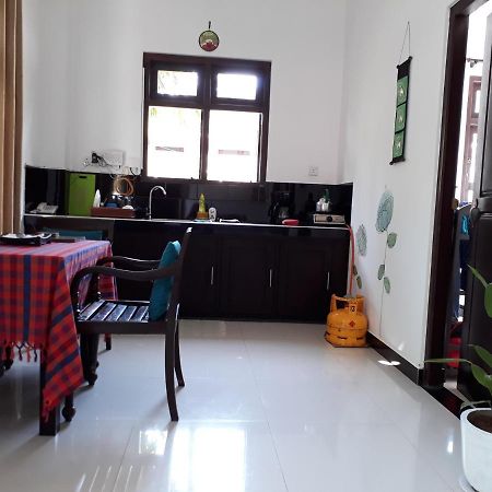 Apna Homestay Apartments Unawatuna Eksteriør bilde