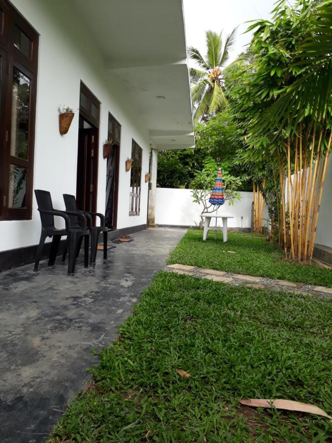 Apna Homestay Apartments Unawatuna Eksteriør bilde