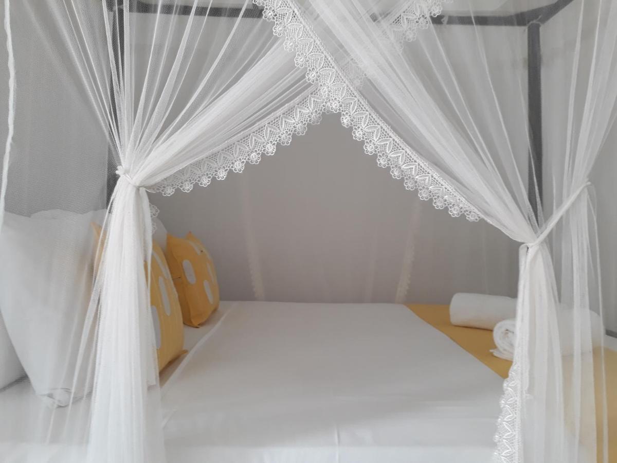 Apna Homestay Apartments Unawatuna Eksteriør bilde